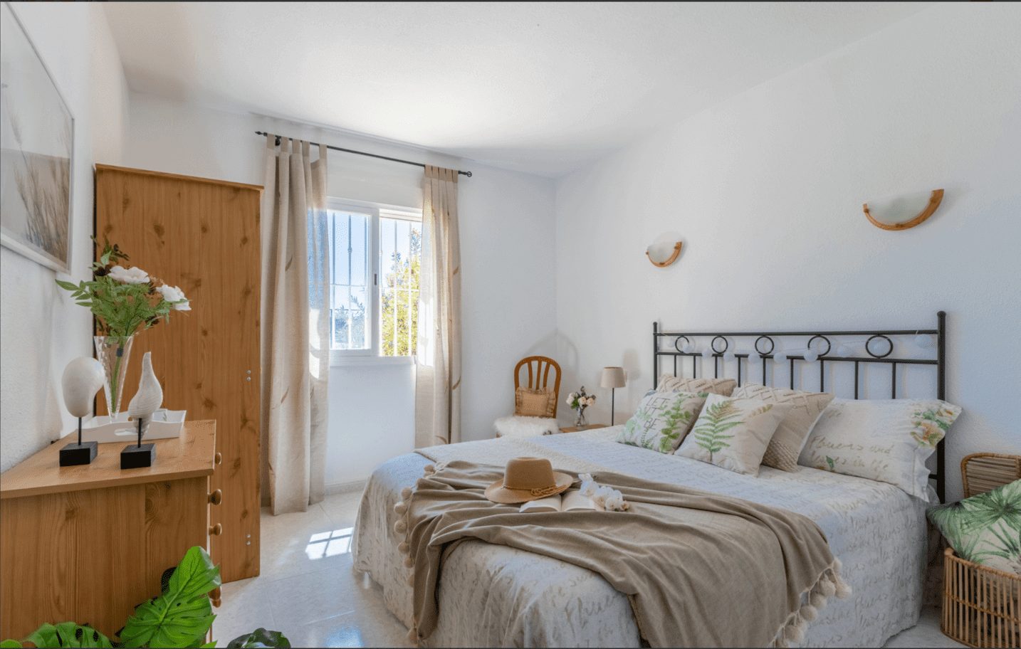 ADELFAS dormitorio principal